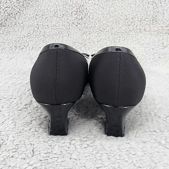 Naturalizer Classic Black Block Heels - Picture 4 of 9